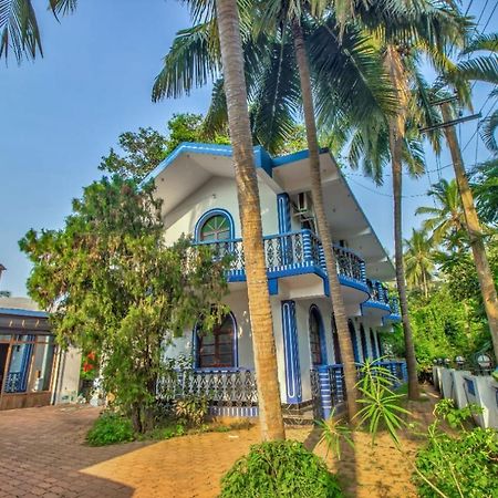 Baga Beach Palms Bagian luar foto
