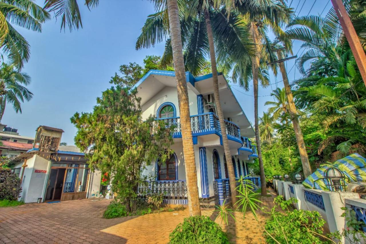 Baga Beach Palms Bagian luar foto